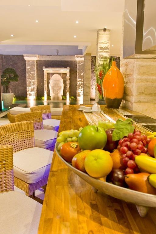 Puri Ratu Jimbaran Villa Extérieur photo