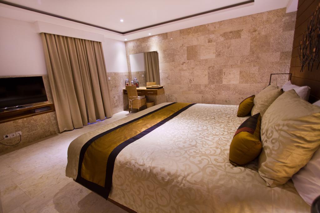Puri Ratu Jimbaran Villa Extérieur photo